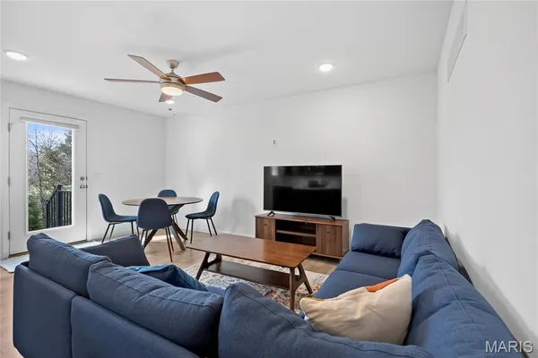 $307,500 | 365 Newbridge Way, O'Fallon, MO 63368