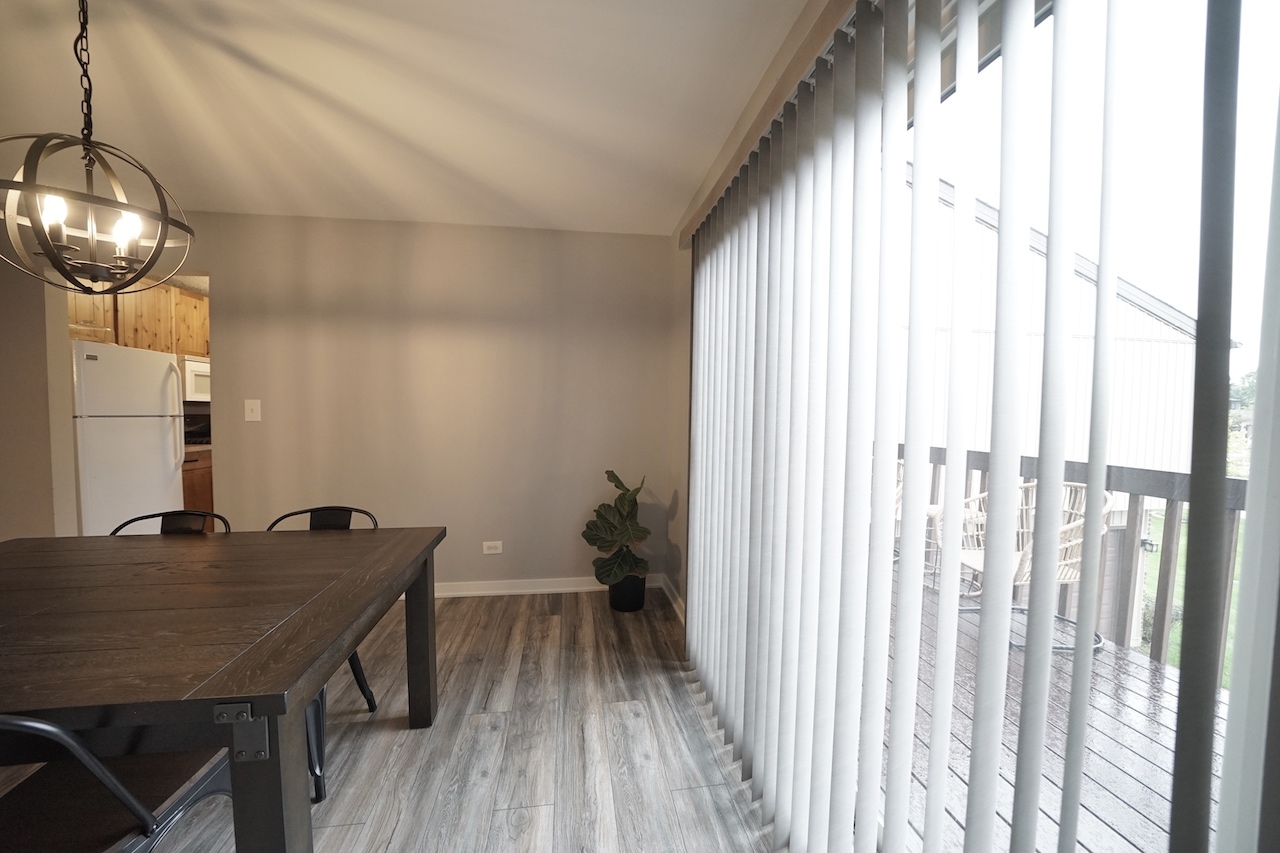 743 High Ridge Road Roselle, IL 60172 - Photo 12 of 53 Gallery Image 12