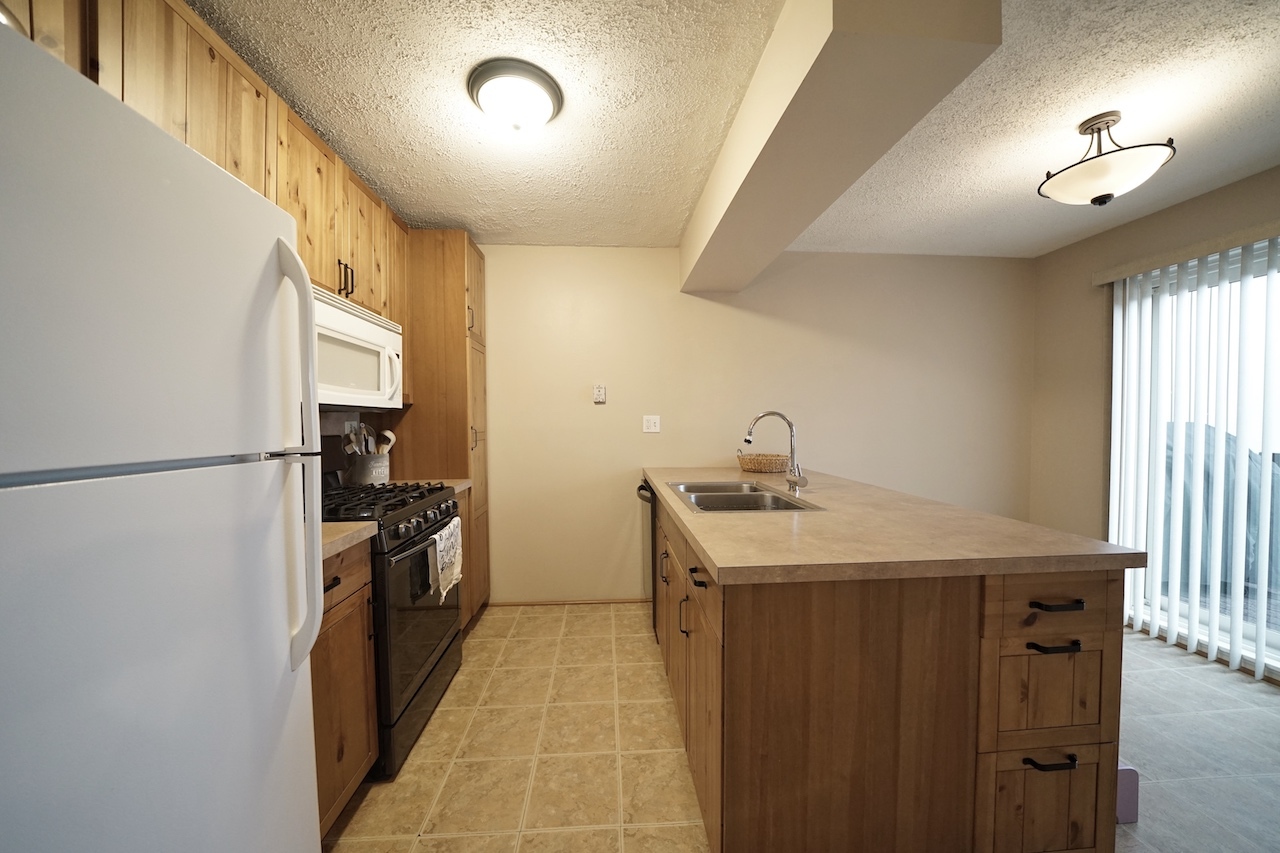 743 High Ridge Road Roselle, IL 60172 - Photo 15 of 53 Gallery Image 15