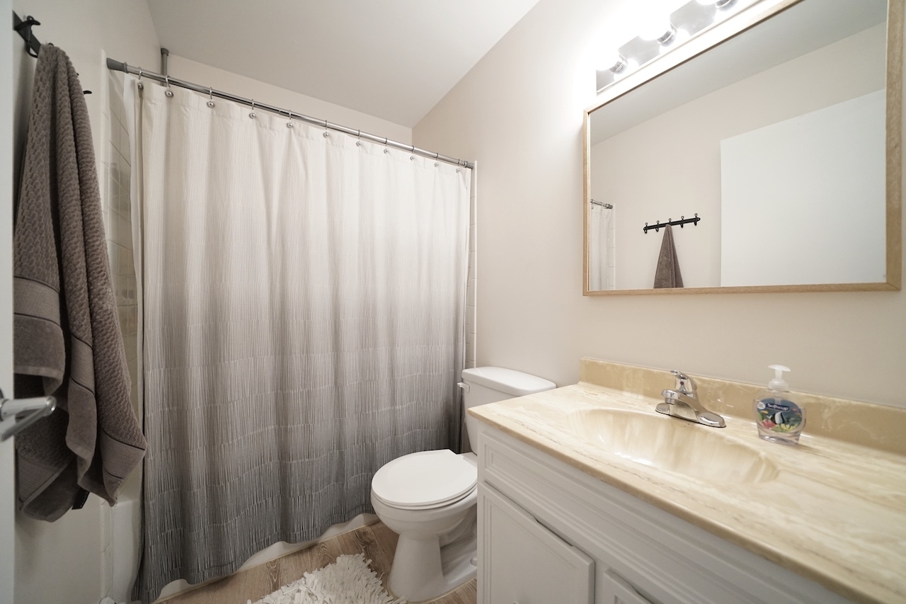 743 High Ridge Road Roselle, IL 60172 - Photo 33 of 53 Gallery Image 33