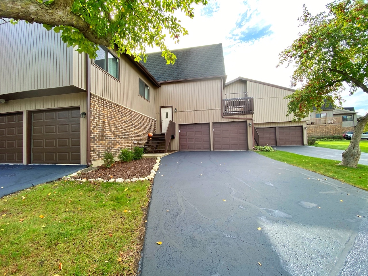 743 High Ridge Road Roselle, IL 60172 - Photo 50 of 53 Gallery Image 50