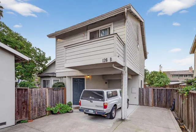 $950,000 | 126 B Hunolt Street, Santa Cruz, CA 95060
