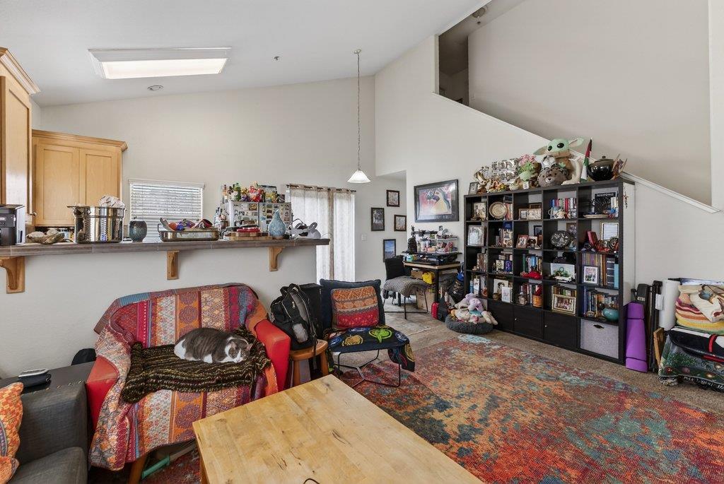 126 B Hunolt Street Santa Cruz, CA 95060 - Photo 8 of 19