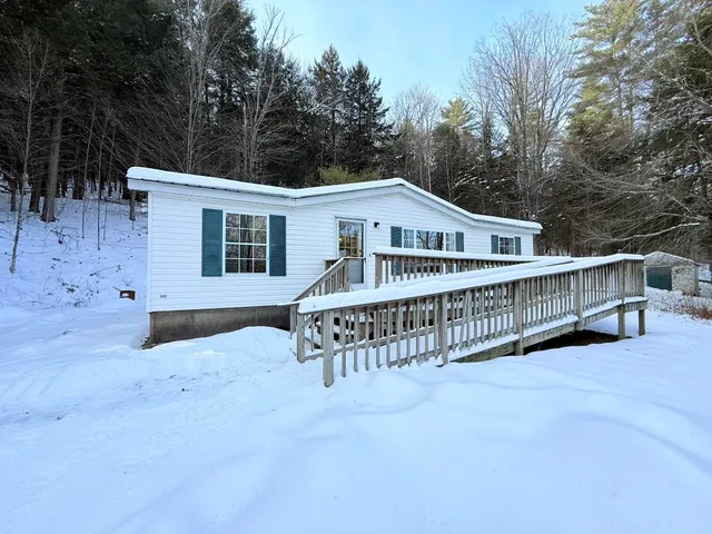 $275,000 | 6120 Highway 106, Weathersfield, VT 05151