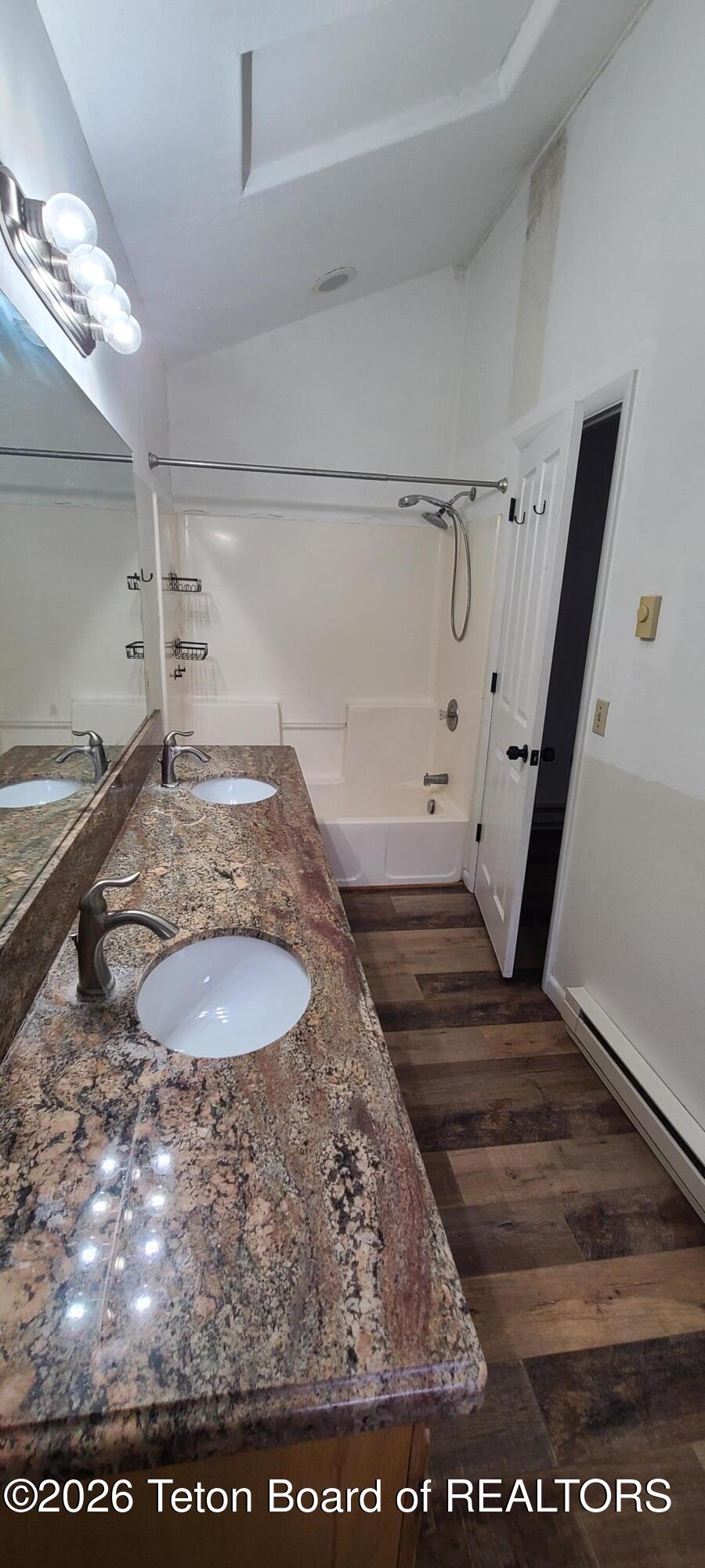 469 Greys River Loop Alpine, WY 83128 - Photo 12 of 24 Main Bath 2