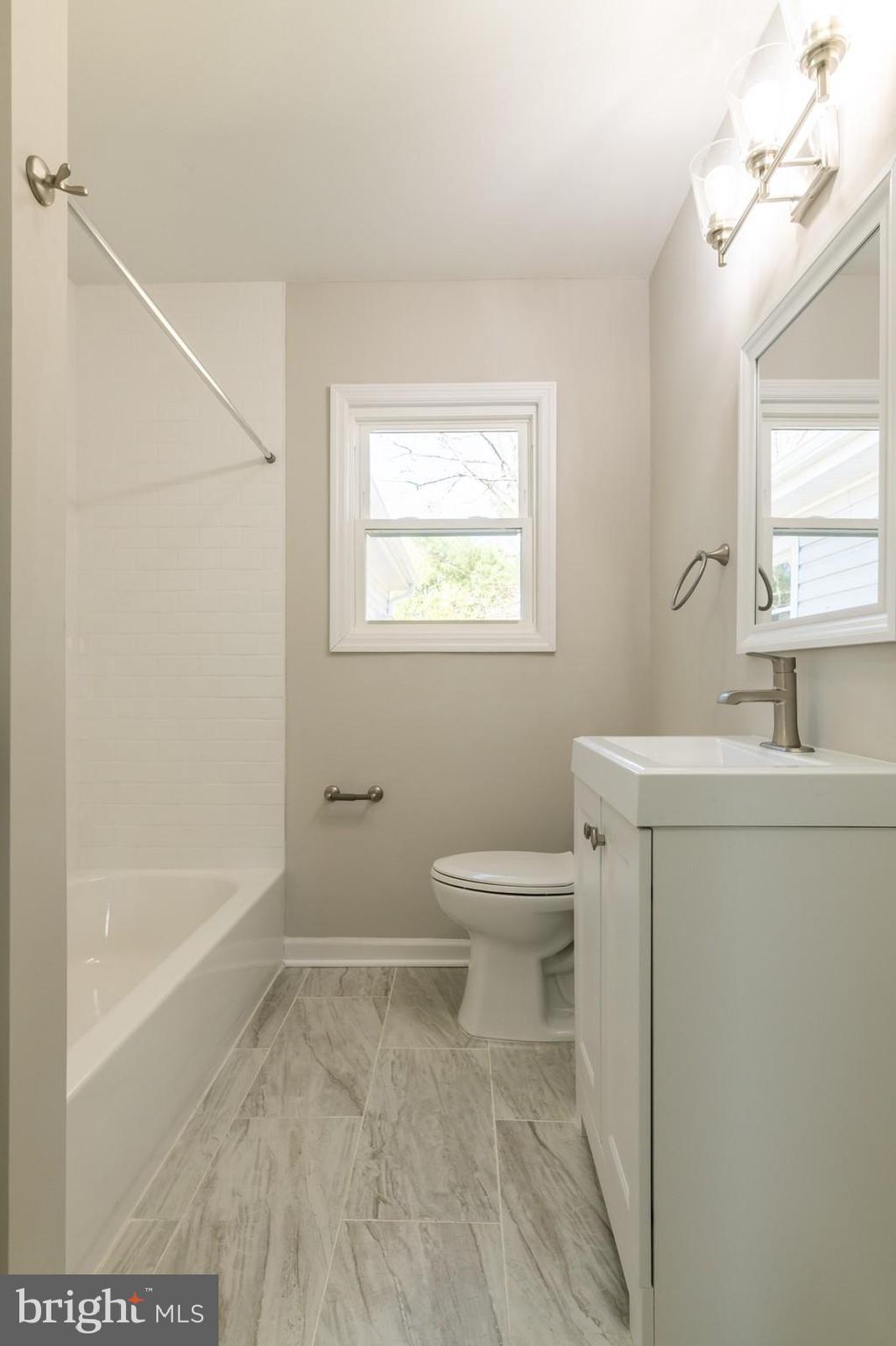 431 Rutgers Avenue Hamilton, NJ 08619 - Photo 8 of 15