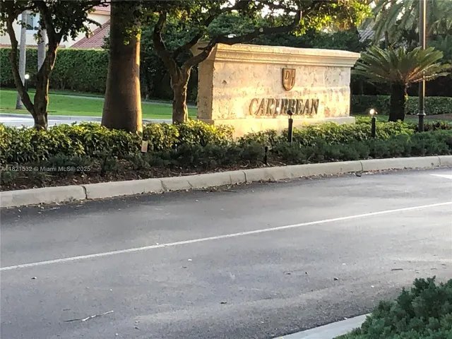 a view of a backyard of the house