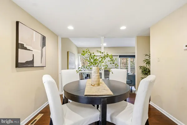 $399,900 | 5457 El Camino, Unit A4, Columbia, MD 21044