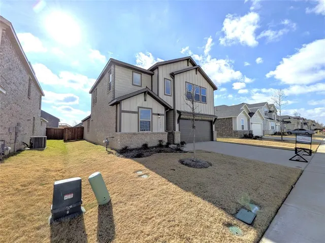 $2,600 | 1405 Zapateado Way, Fort Worth, TX 76052