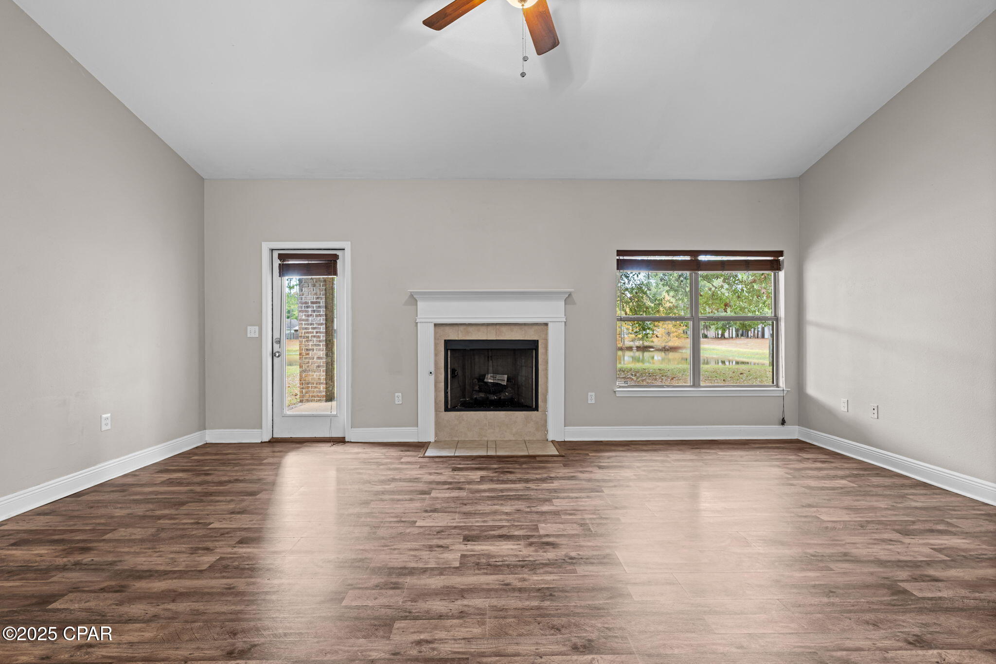 497 Symphony Way Freeport, FL 32439 - Photo 3 of 50