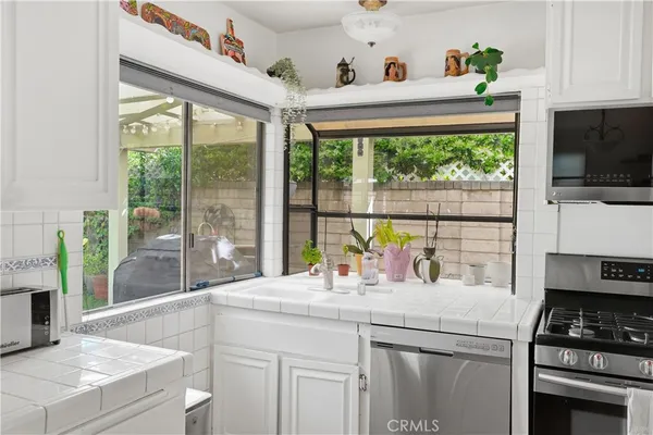 $840,000 | 23408 VÃa Barra, Valencia, CA 91355