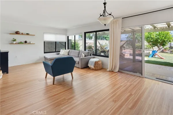 $840,000 | 23408 VÃa Barra, Valencia, CA 91355
