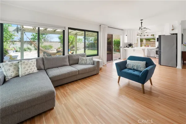 $840,000 | 23408 VÃa Barra, Valencia, CA 91355