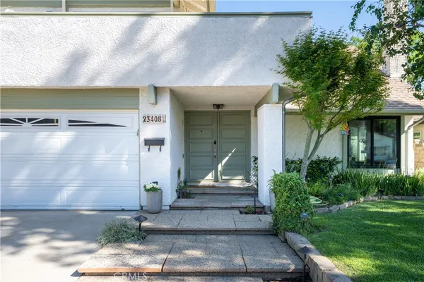 $840,000 | 23408 VÃa Barra, Valencia, CA 91355