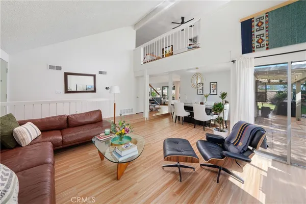 $840,000 | 23408 VÃa Barra, Valencia, CA 91355