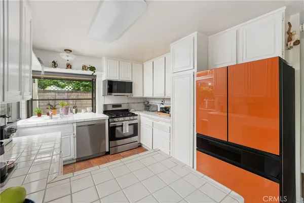 $840,000 | 23408 VÃa Barra, Valencia, CA 91355