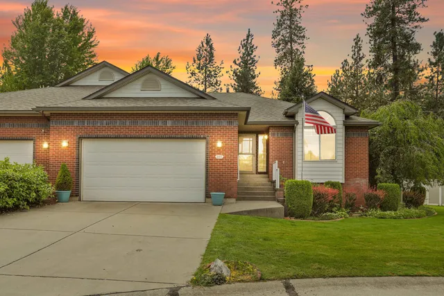 $550,000 | 307 West Arrow Lane, Spokane, WA 99208