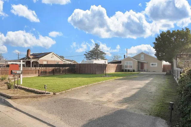 $369,000 | 3512 Riverside Drive, Riverbank, CA 95367