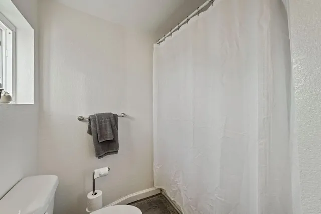 $369,000 | 3512 Riverside Drive, Riverbank, CA 95367