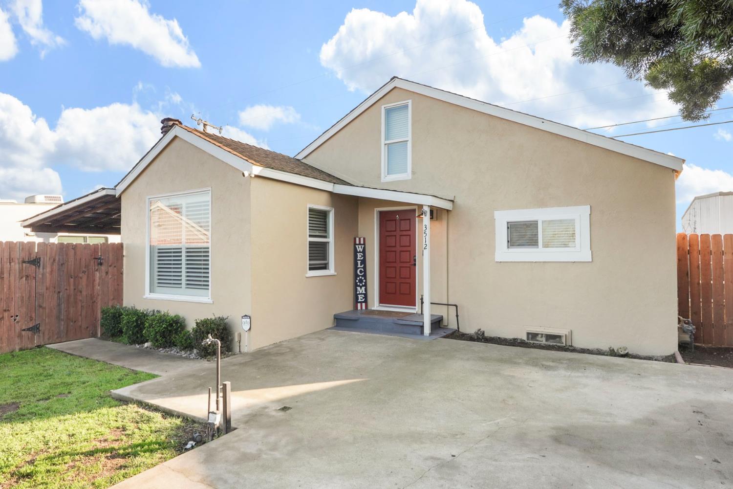 3512 Riverside Drive Riverbank, CA 95367 - Photo 4 of 28