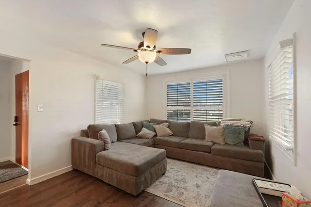 $369,000 | 3512 Riverside Drive, Riverbank, CA 95367