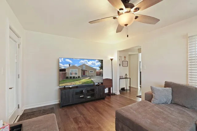 $369,000 | 3512 Riverside Drive, Riverbank, CA 95367