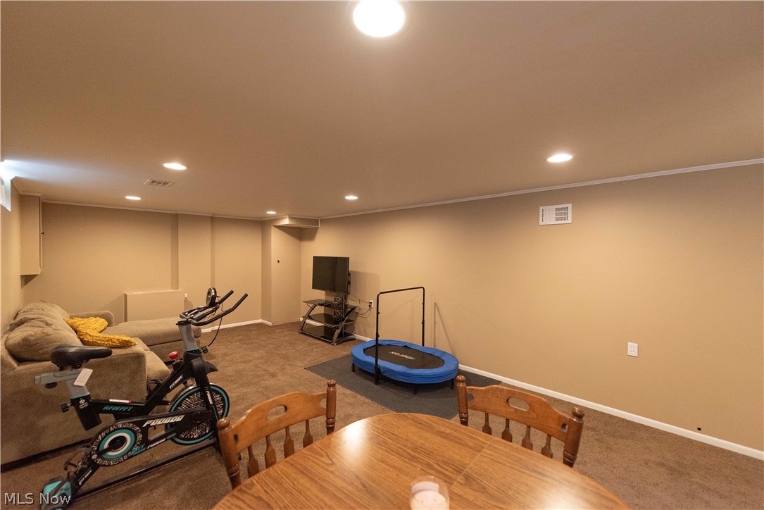 400 Baldwin Road Akron, OH 44312 - Photo 30 of 43 Exercise area in rec room