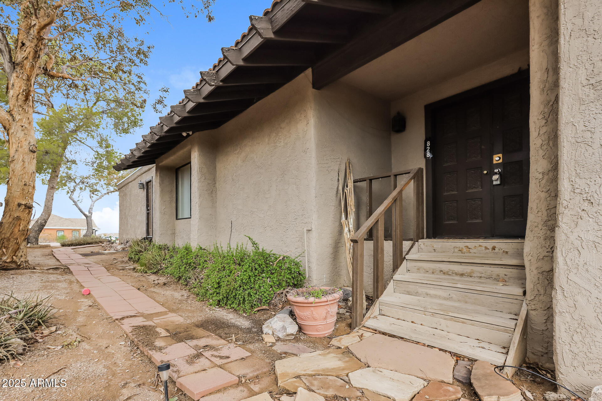 828 East Junction Street, Unit 828 Apache Junction, AZ 85119 - Photo 2 of 16 3-photo-Front-Entrance-c32831d6-4107-4e7