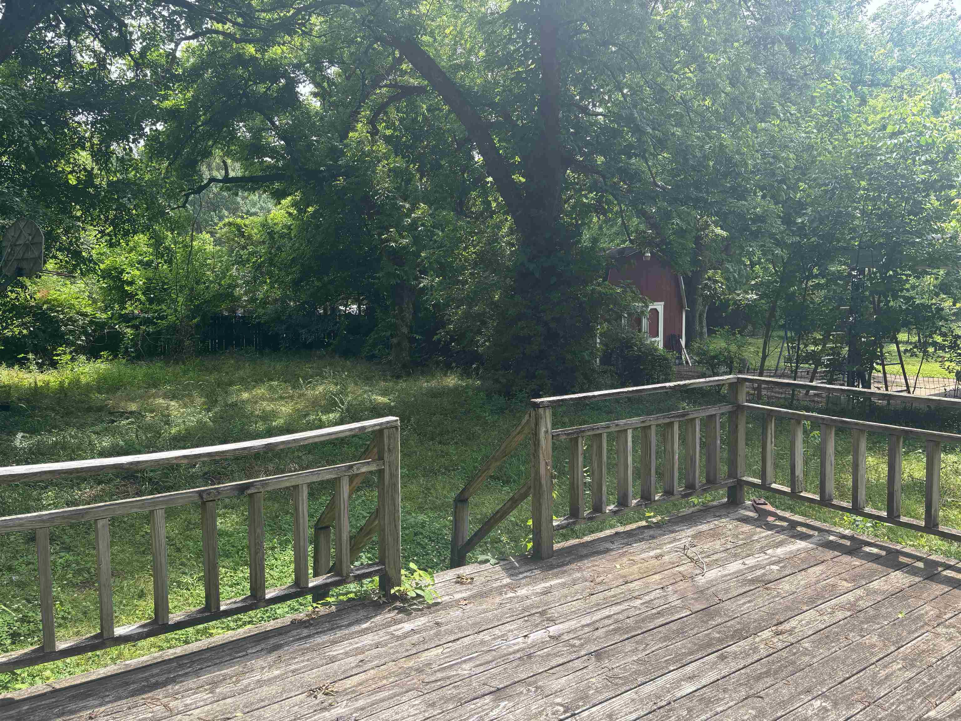 2106 Brookline Road Memphis, TN 38128 - Photo 9 of 10 View of deck