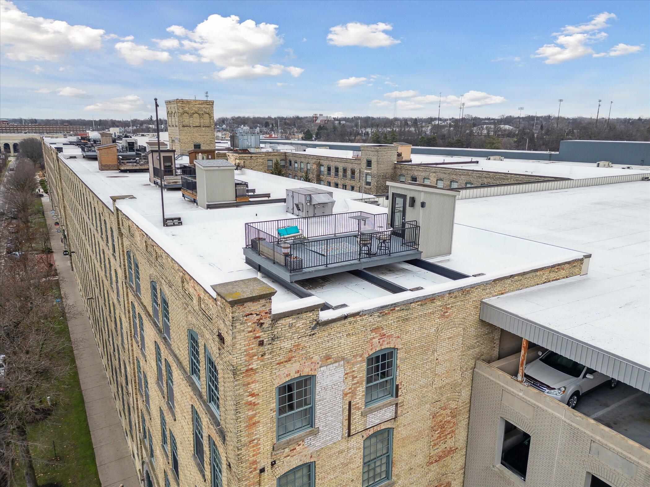 940 Monroe Avenue Northwest, Unit 563 Grand Rapids, MI 49503 - Photo 2 of 34 02-940-Monroe-Ave-NW-Unit-563-Grand-Rapi