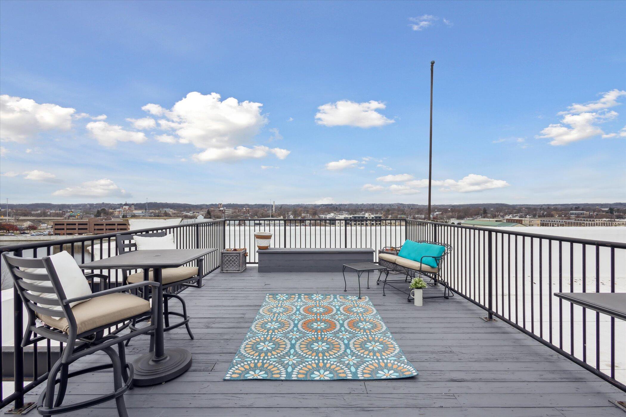 940 Monroe Avenue Northwest, Unit 563 Grand Rapids, MI 49503 - Photo 30 of 34 31-940-Monroe-Ave-NW-Unit-563-Grand-Rapi