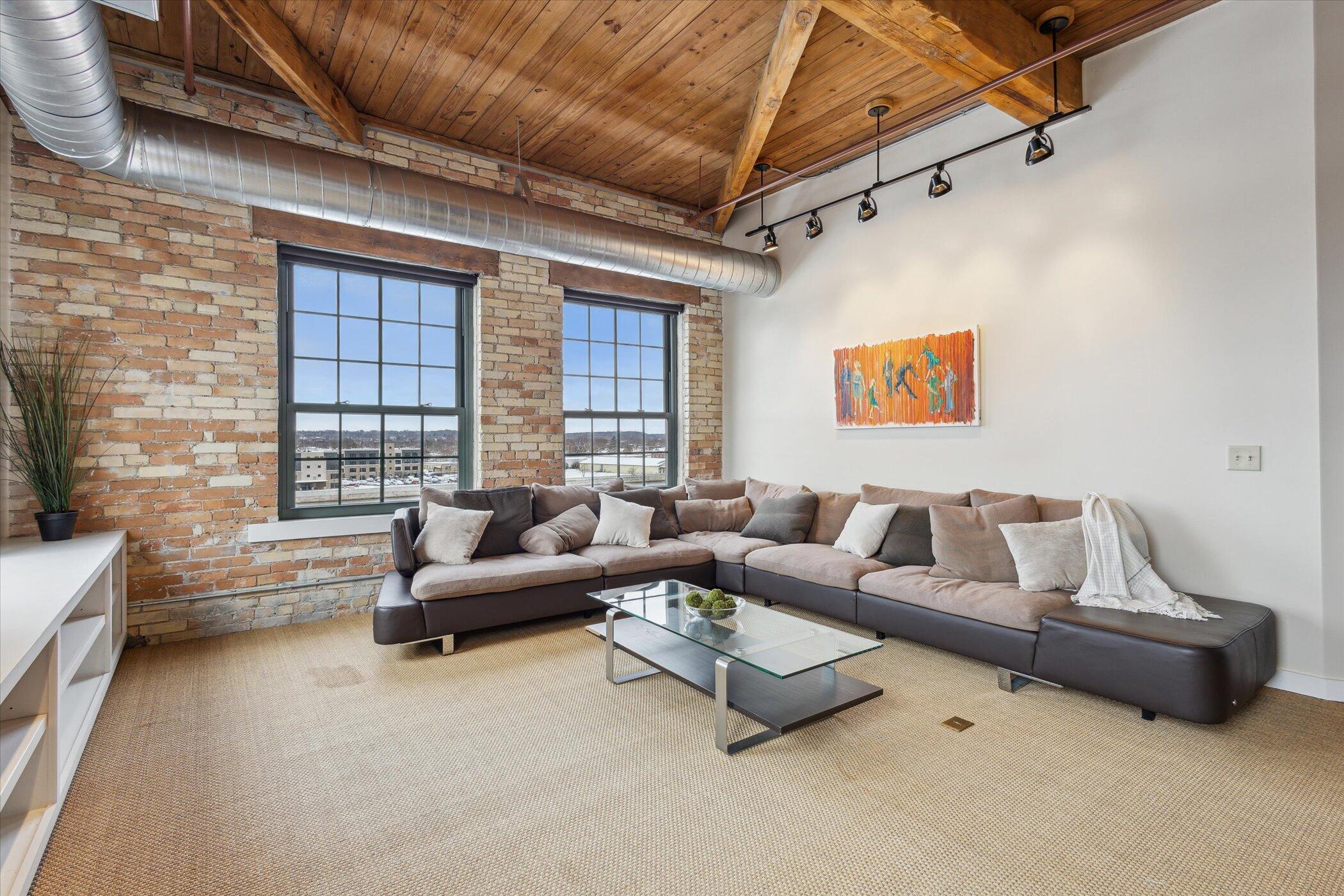 940 Monroe Avenue Northwest, Unit 563 Grand Rapids, MI 49503 - Photo 7 of 34 07-940-Monroe-Ave-NW-Unit-563-Grand-Rapi