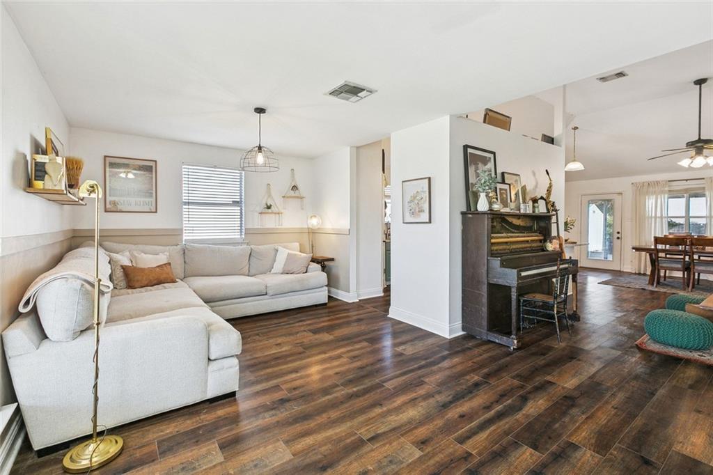 308 Coronado Drive Luling, LA 70070 - Photo 4 of 17