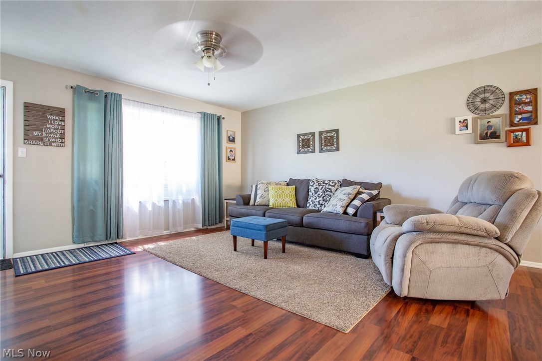 7704 York Road Cleveland, OH 44130 - Photo 3 of 21 Gallery Image 3
