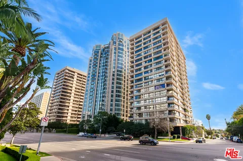 $1,100,000 | 10790 Wilshire Boulevard, Unit 404, Los Angeles, CA 90024
