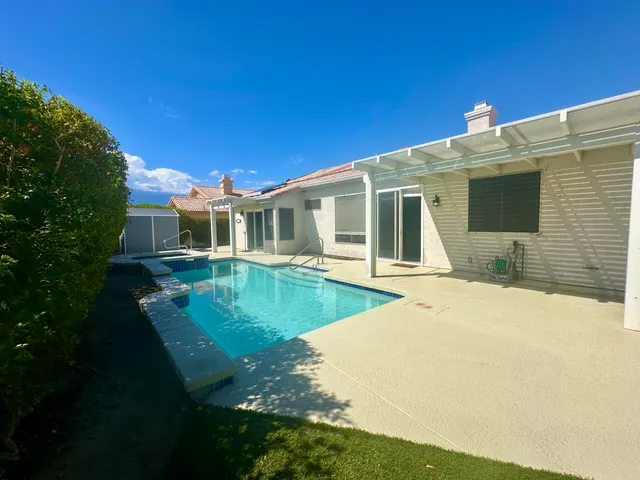 $3,550 | 275 Strada Nova, Palm Desert, CA 92260