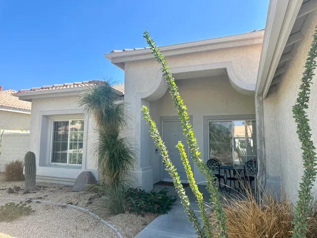 $3,550 | 275 Strada Nova, Palm Desert, CA 92260