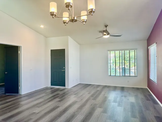 $3,550 | 275 Strada Nova, Palm Desert, CA 92260