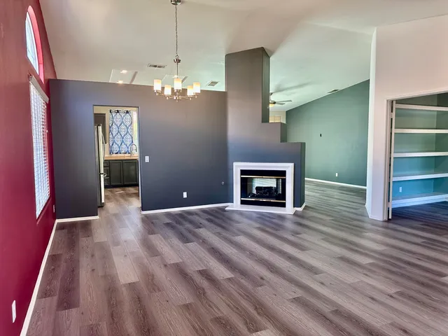 $3,550 | 275 Strada Nova, Palm Desert, CA 92260