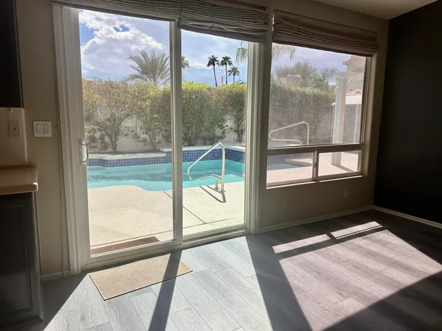 $3,550 | 275 Strada Nova, Palm Desert, CA 92260