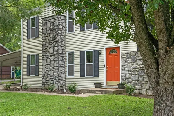 $2,200 | 588 Blake Moore Drive, La Vergne, TN 37086