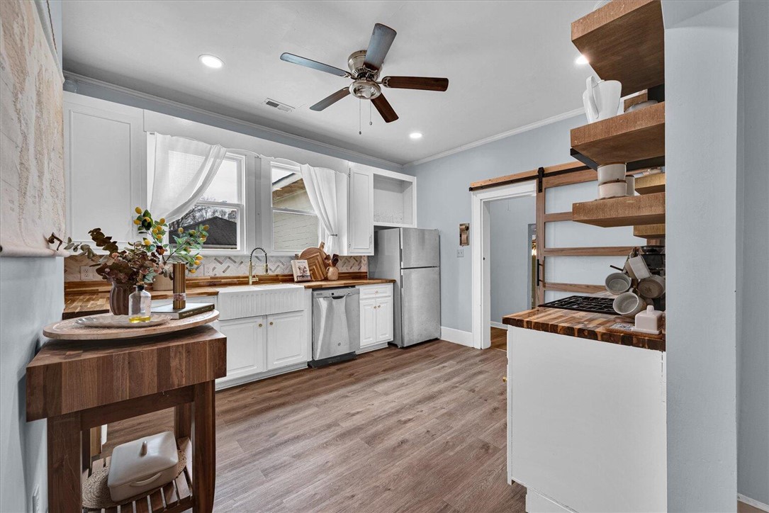 700 Westview Avenue Anderson, SC 29625 - Photo 12 of 50