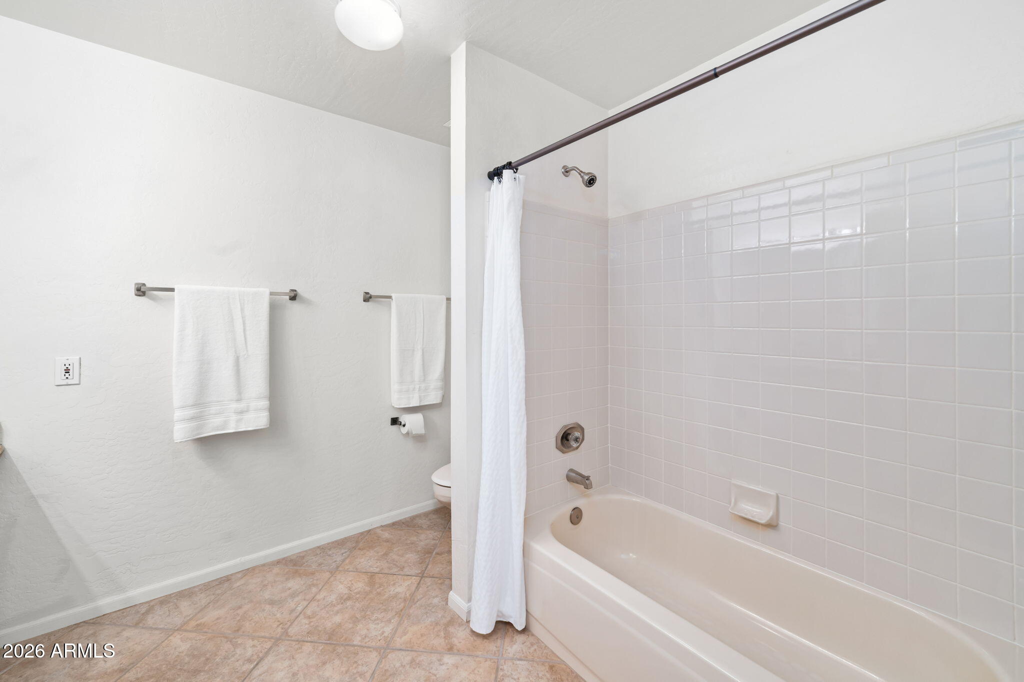 5225 West Del Rio Street Chandler, AZ 85226 - Photo 20 of 36 Primary Bathroom 1