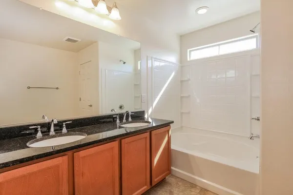 $2,205 | 5743 West Warner Street, Phoenix, AZ 85043