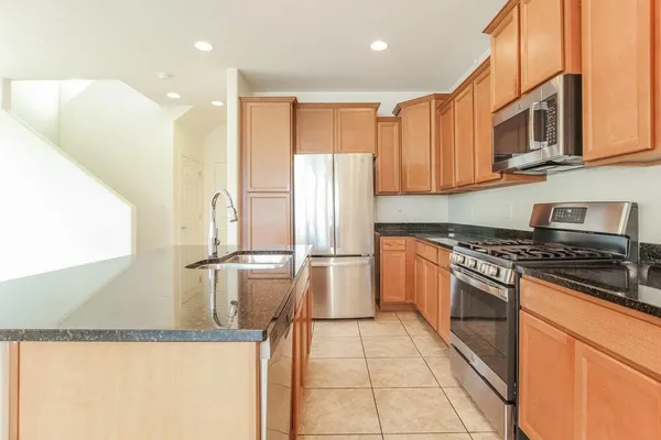 $2,205 | 5743 West Warner Street, Phoenix, AZ 85043