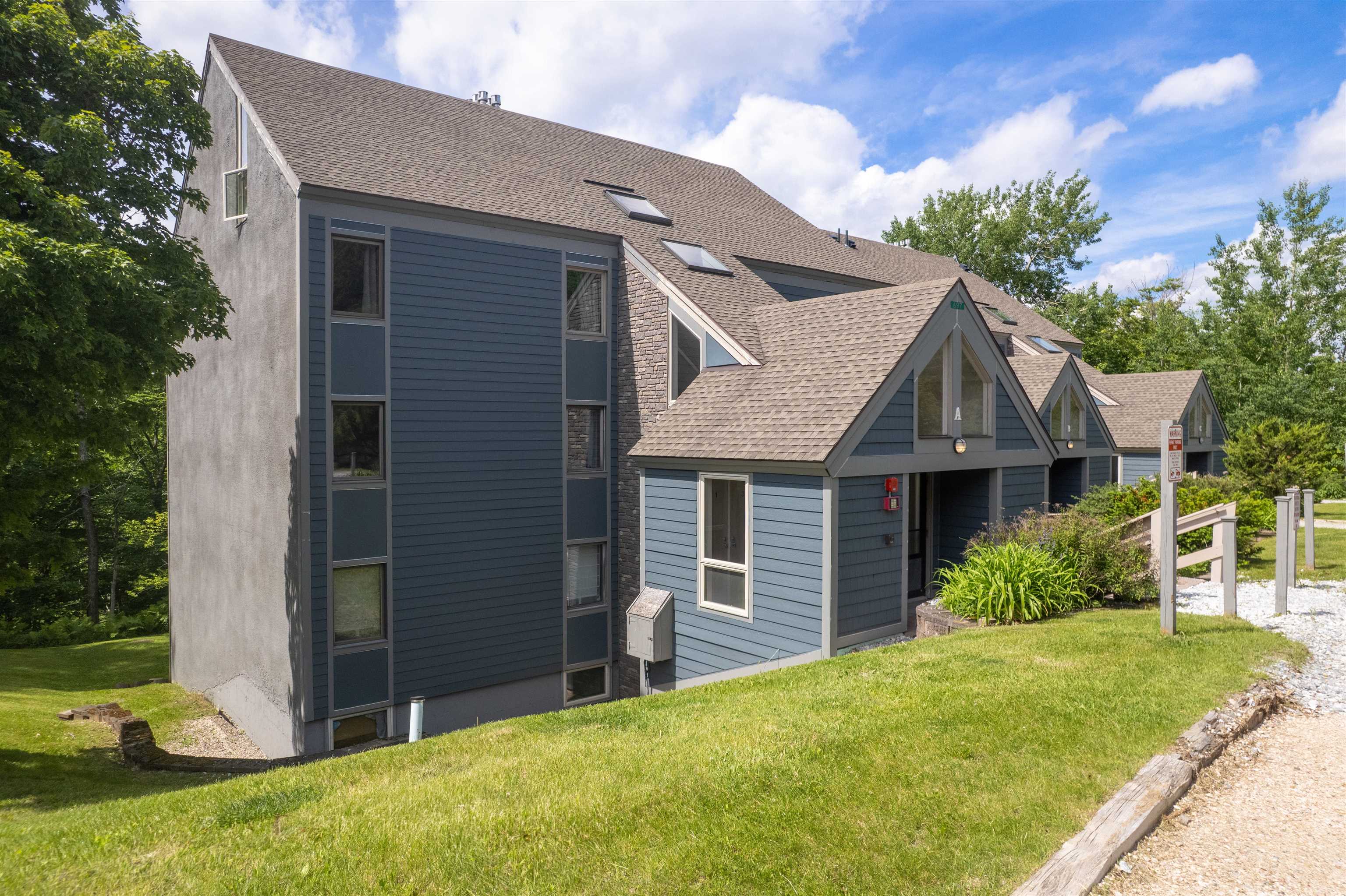 697 East Mountain Road, Unit A5 Killington, VT 05751 - Photo 6 of 33