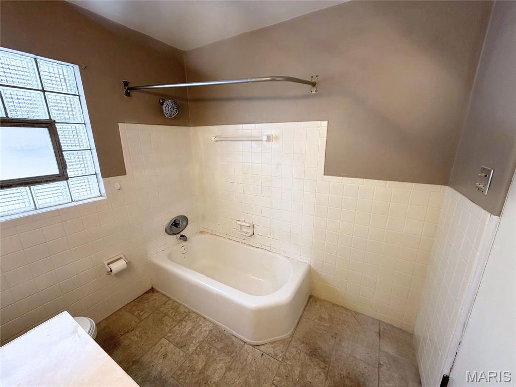 2417 Fair Acres Road St. Louis, MO 63136 - Photo 11 of 21
