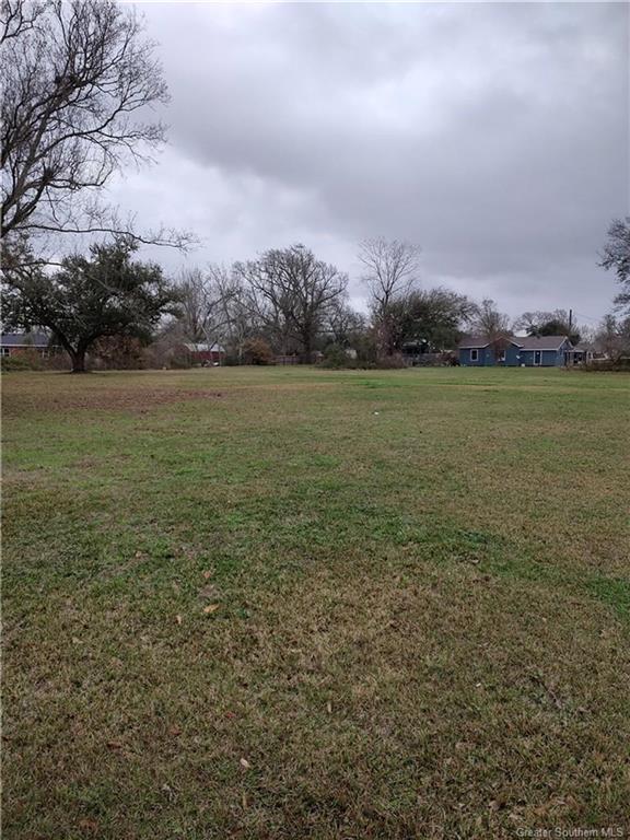 2302 Ridgewood Drive Lake Charles, LA 70605 - Photo 2 of 5