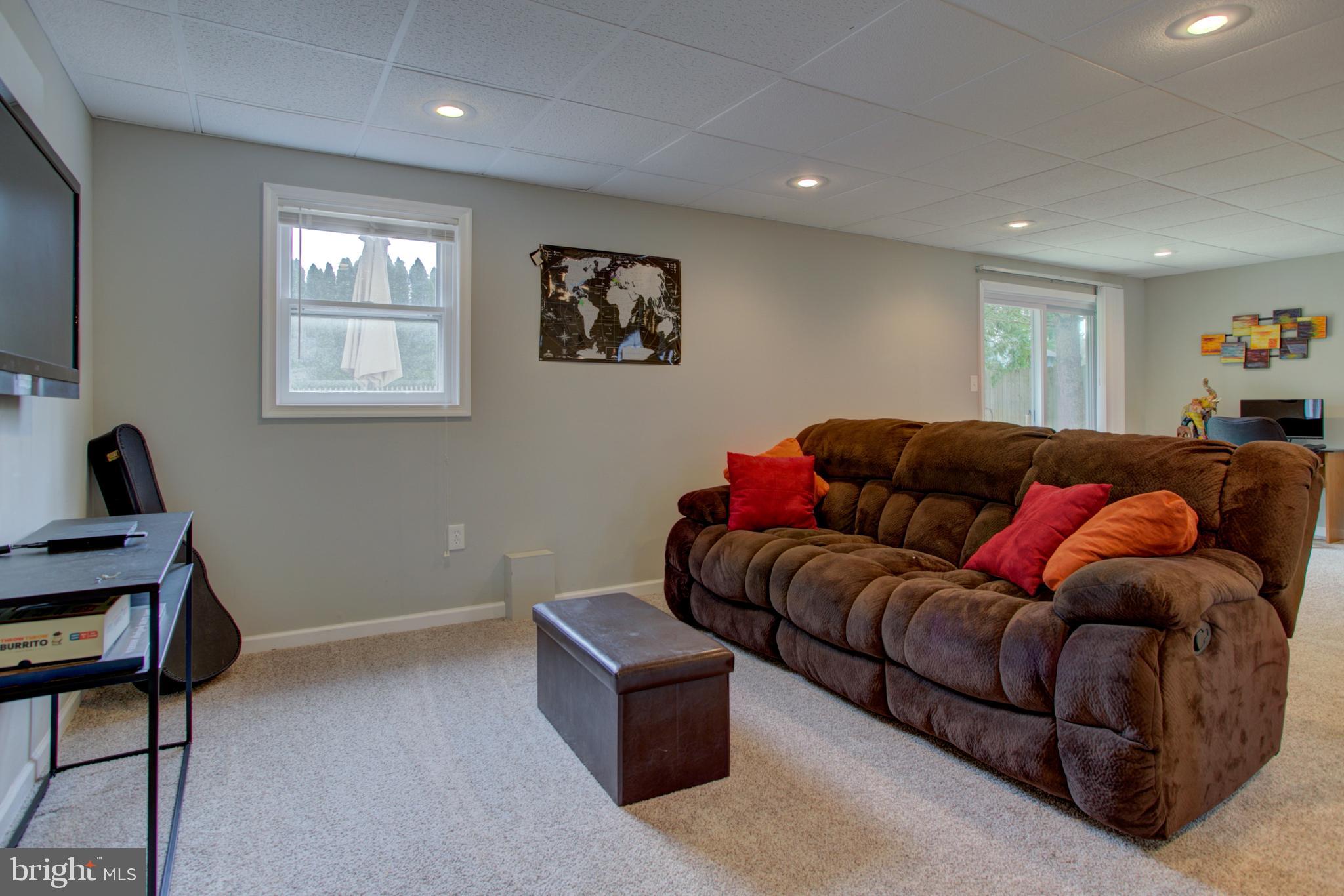413 Hummingbird Drive Lititz, PA 17543 - Photo 11 of 43