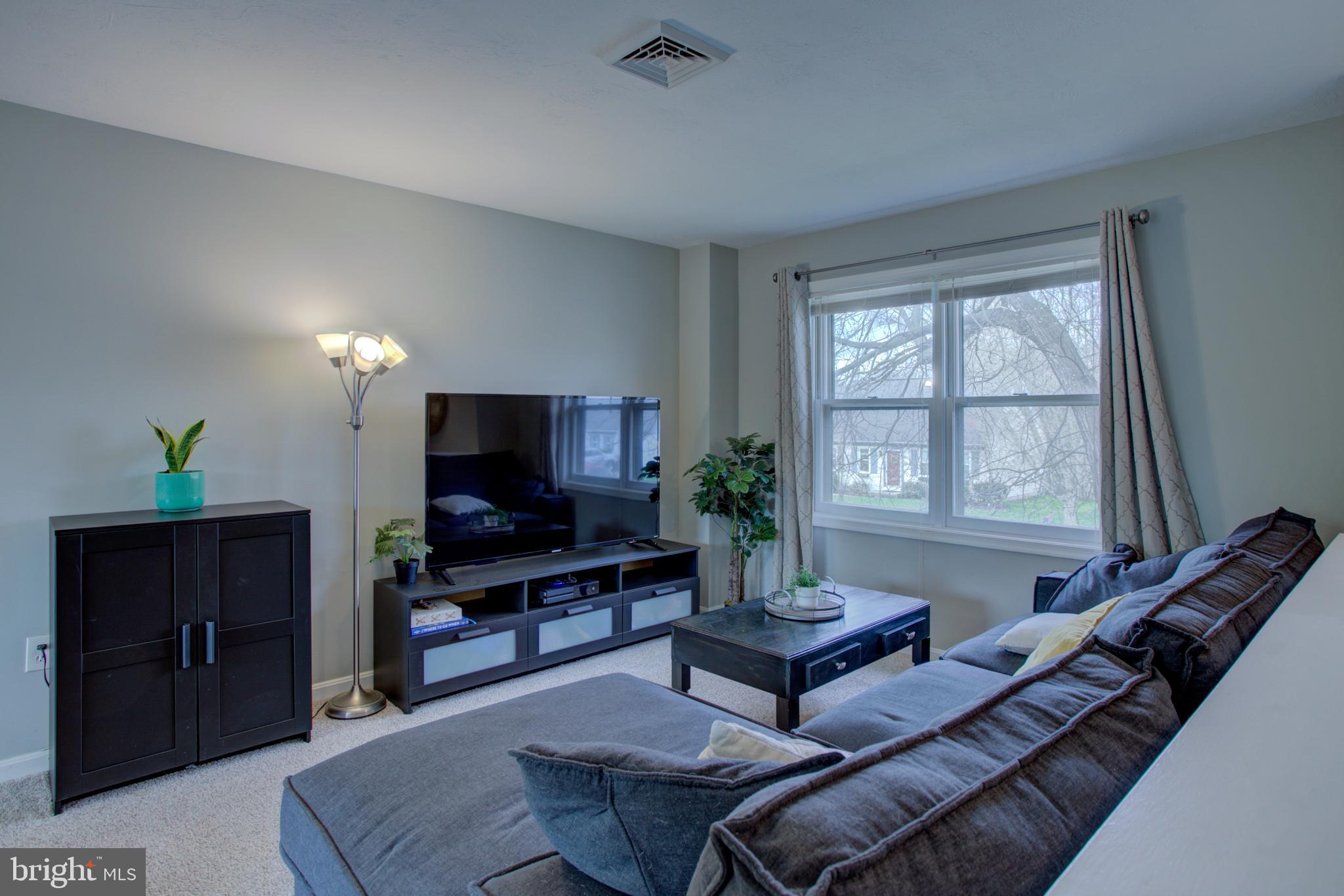 413 Hummingbird Drive Lititz, PA 17543 - Photo 15 of 43